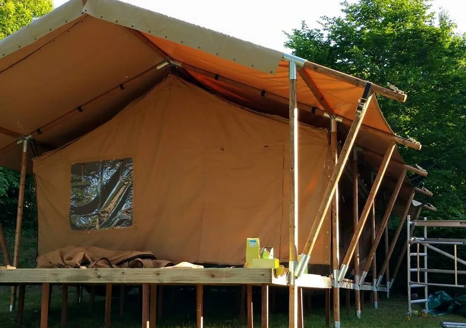 Tenten op Le Village des Meuniers bijna klaar