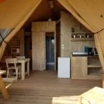 Glamping Sainte Suzanne 4 persoons safaritent