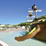Cypsela Resort kinderzwembad piratenboot