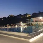 Per Amore del Vino mooi verlicht zwembad