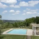 Antica Fornace vrij uitzicht over het mooie zwembad