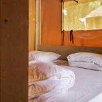 Slaapkamer met tweepersoonsbed