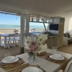 Villa Alwin Beach Resort Silver Seaview binnen